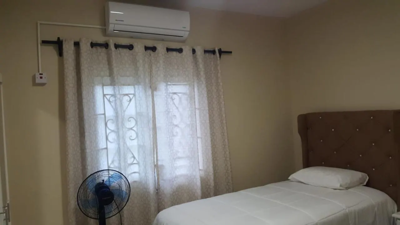 Guest house Red Hassell Manor Hotel Port Antonio